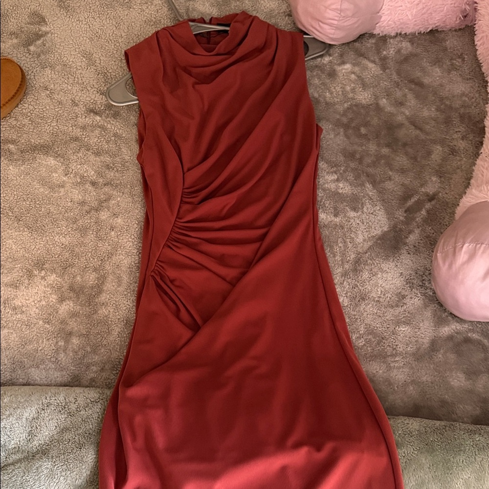 Zara Sleeveless Midi Dress in Deep Rust